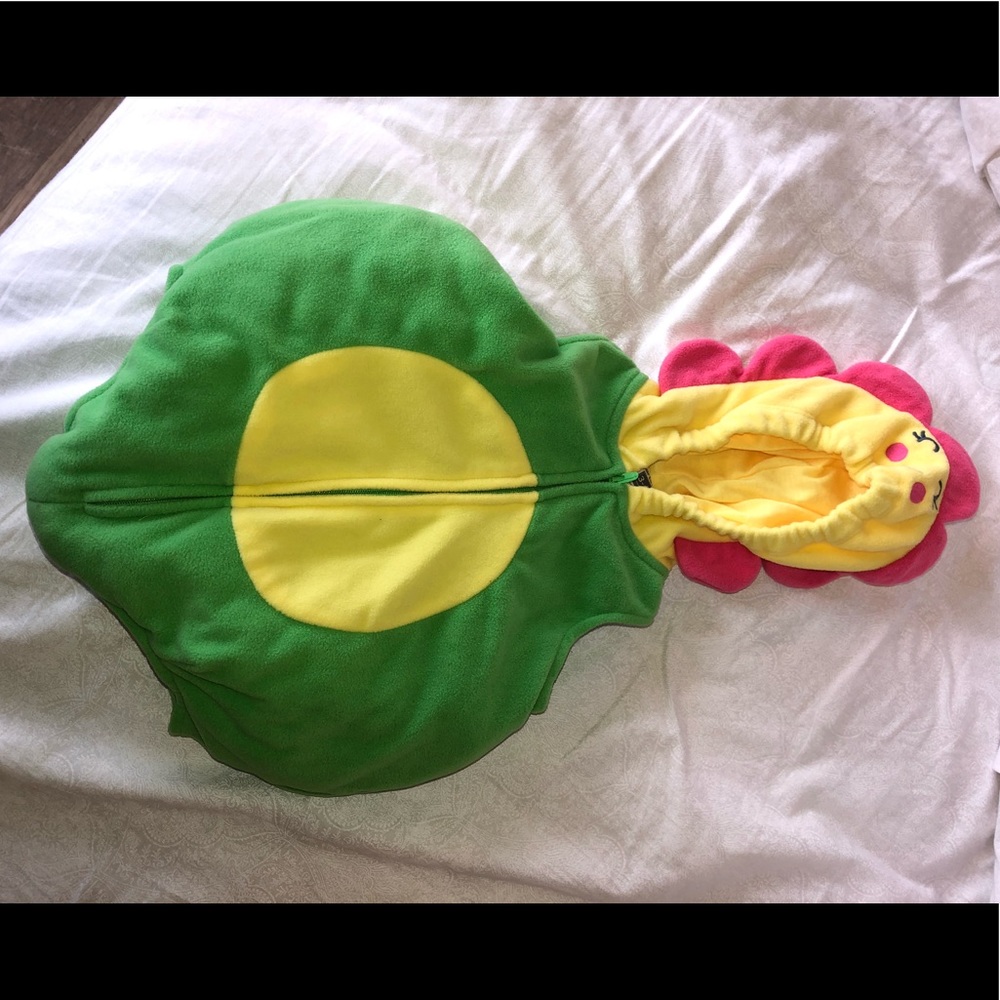 3-6 month Halloween costume- flower